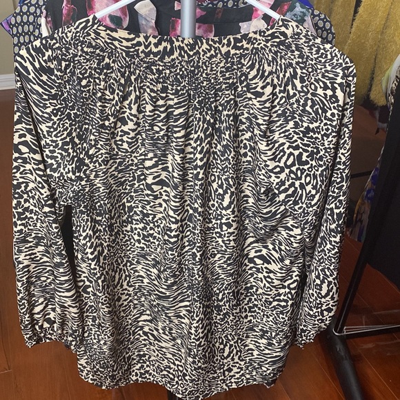 Leopard Print Blouse - Picture 2 of 3
